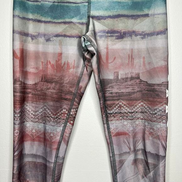 Evolution & Creation Southwestern Aztec Leggings Size Small Yoga Pants *Flaw* - Picture 3 of 11
